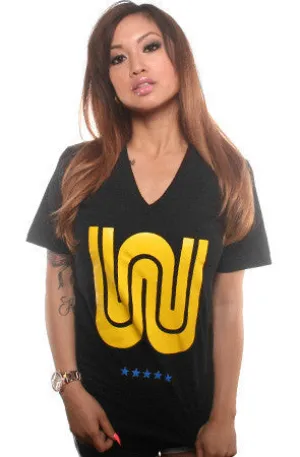 Adapt  - W Women's V-Neck Shirt, Black