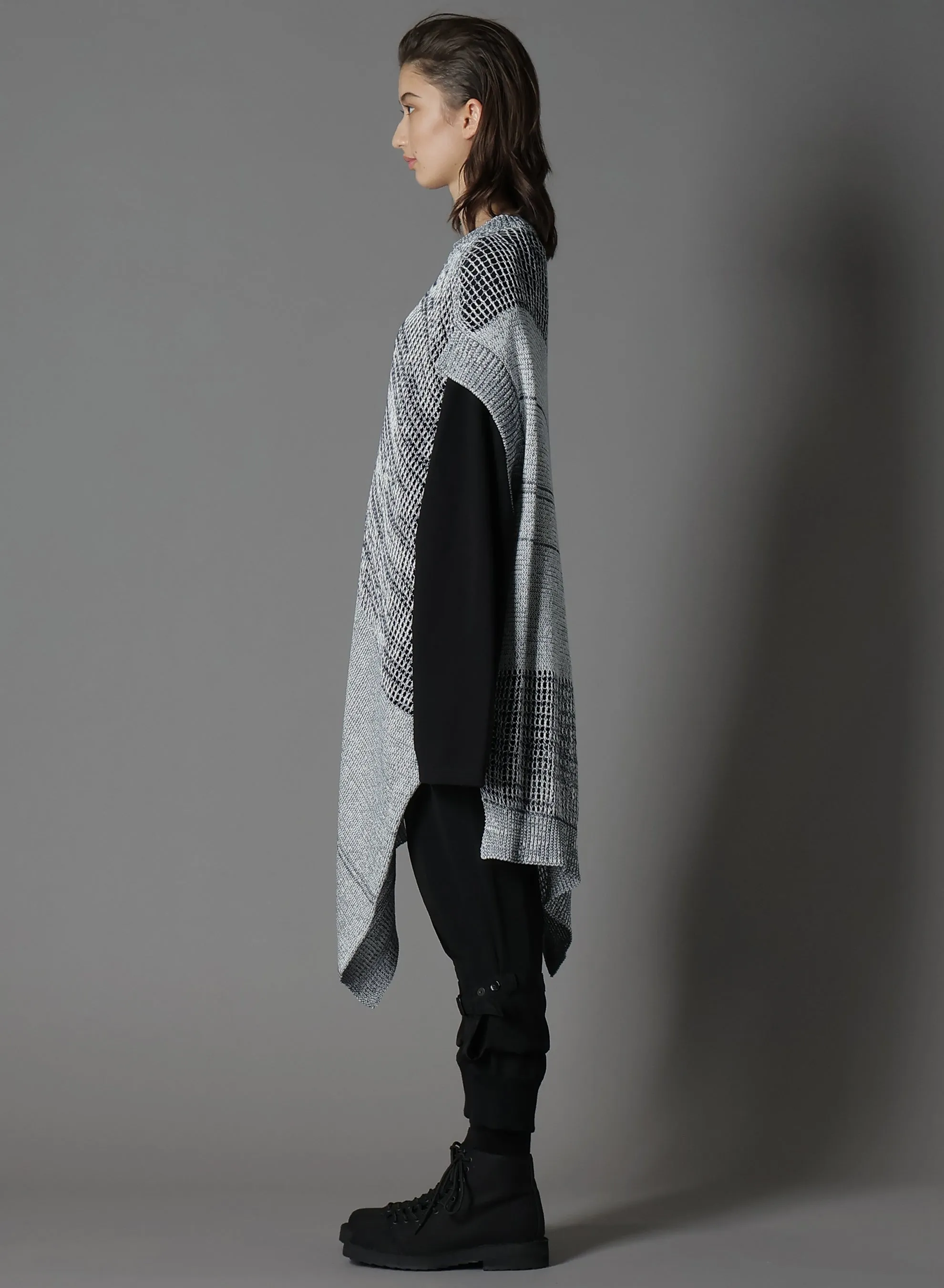CODE YARN MESH LONG KNIT VEST