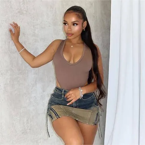 Hip-wrapped Short Denim Skirt